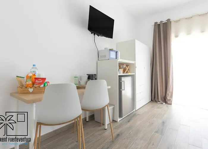 Lola Lajares Irent Fuerteventura * 拉·奥利瓦