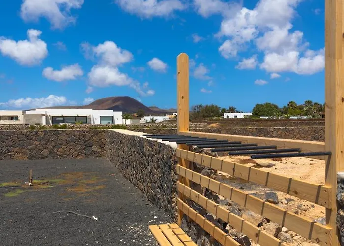 Lola Lajares Irent Fuerteventura * 拉·奥利瓦